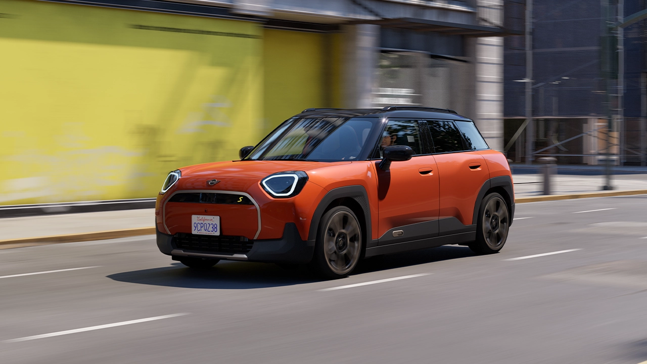 All-Electric MINI Aceman - Elettrizzante