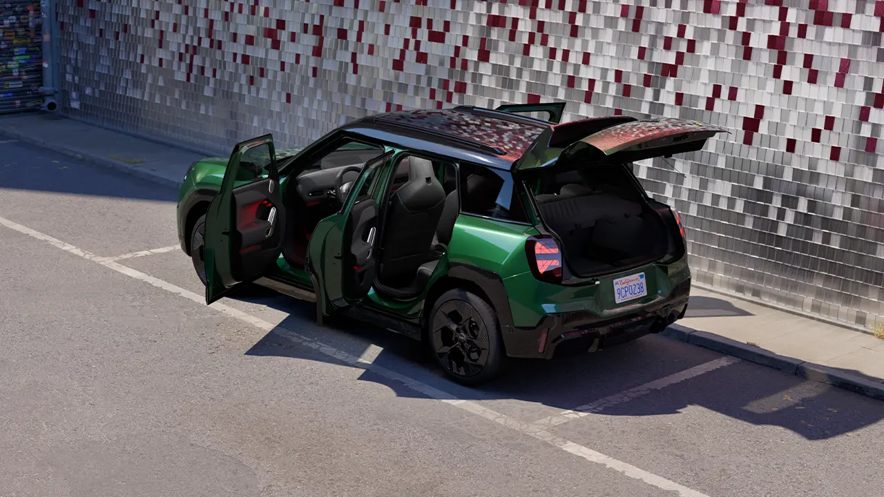 All-Electric MINI Aceman - Porte aperte