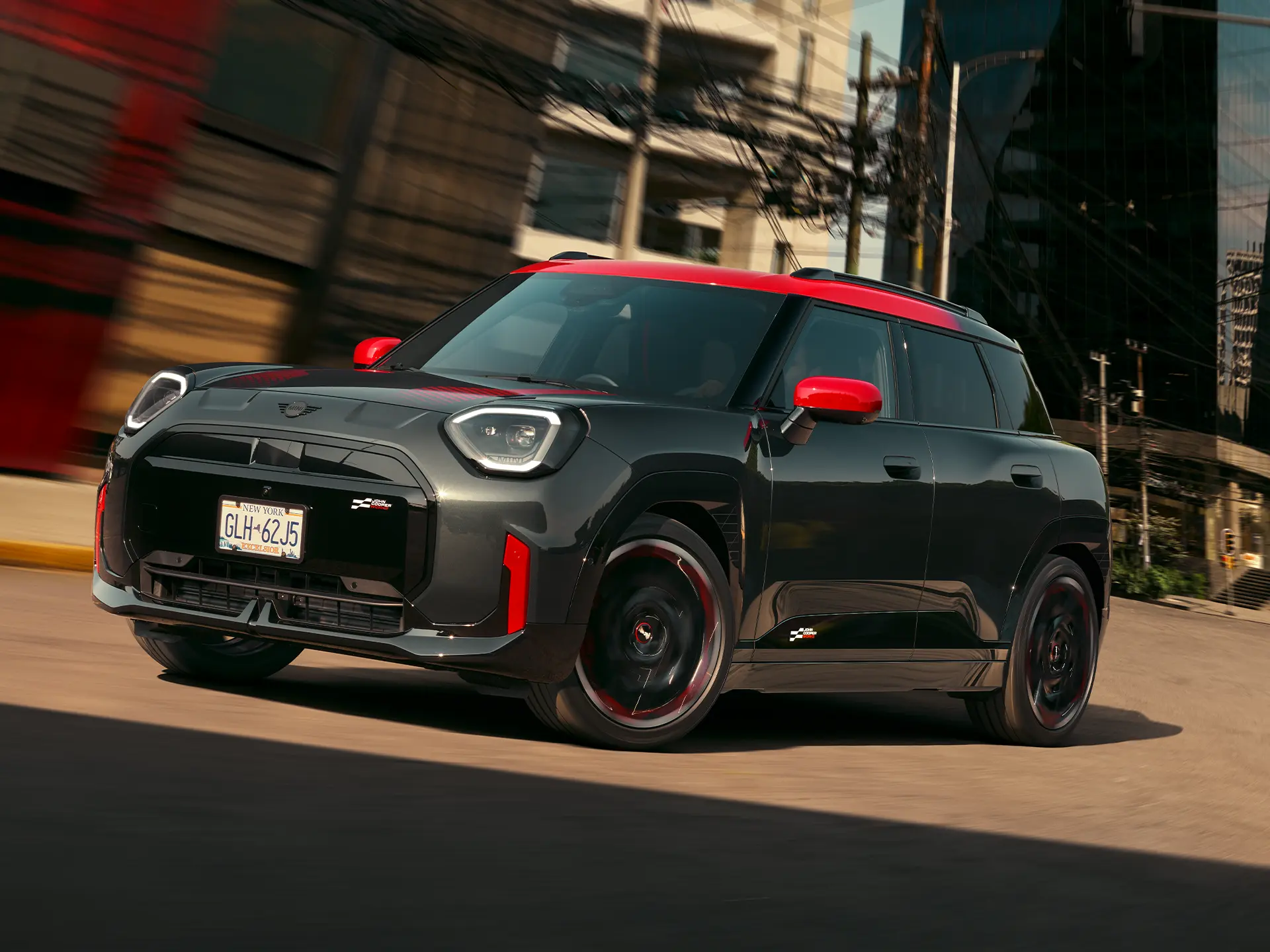 All-Electric MINI Aceman - Teaser All-Electric MINI Aceman JCW