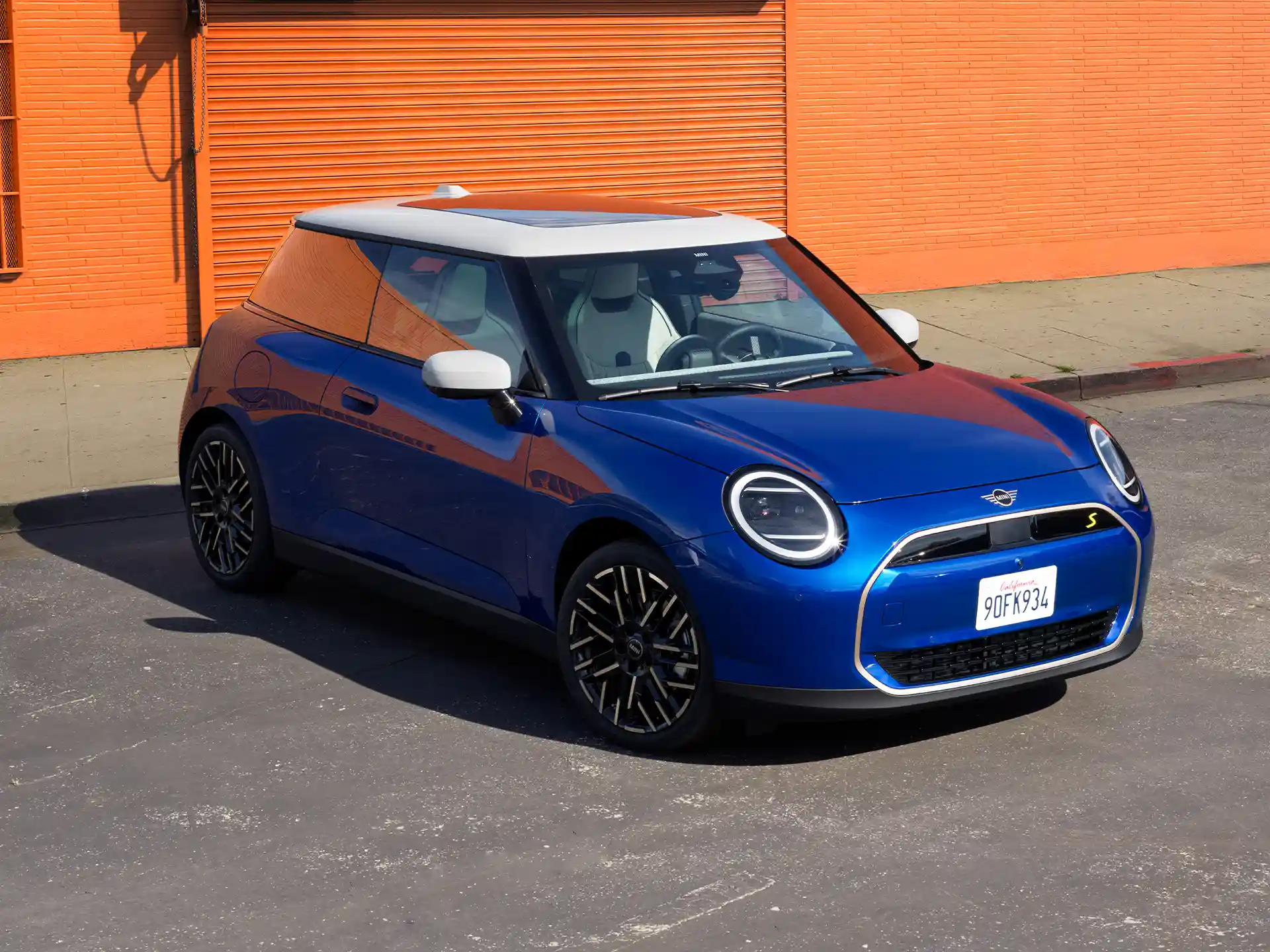 All-Electric MINI Cooper - Caratteristiche e funzioni | MINI NSC