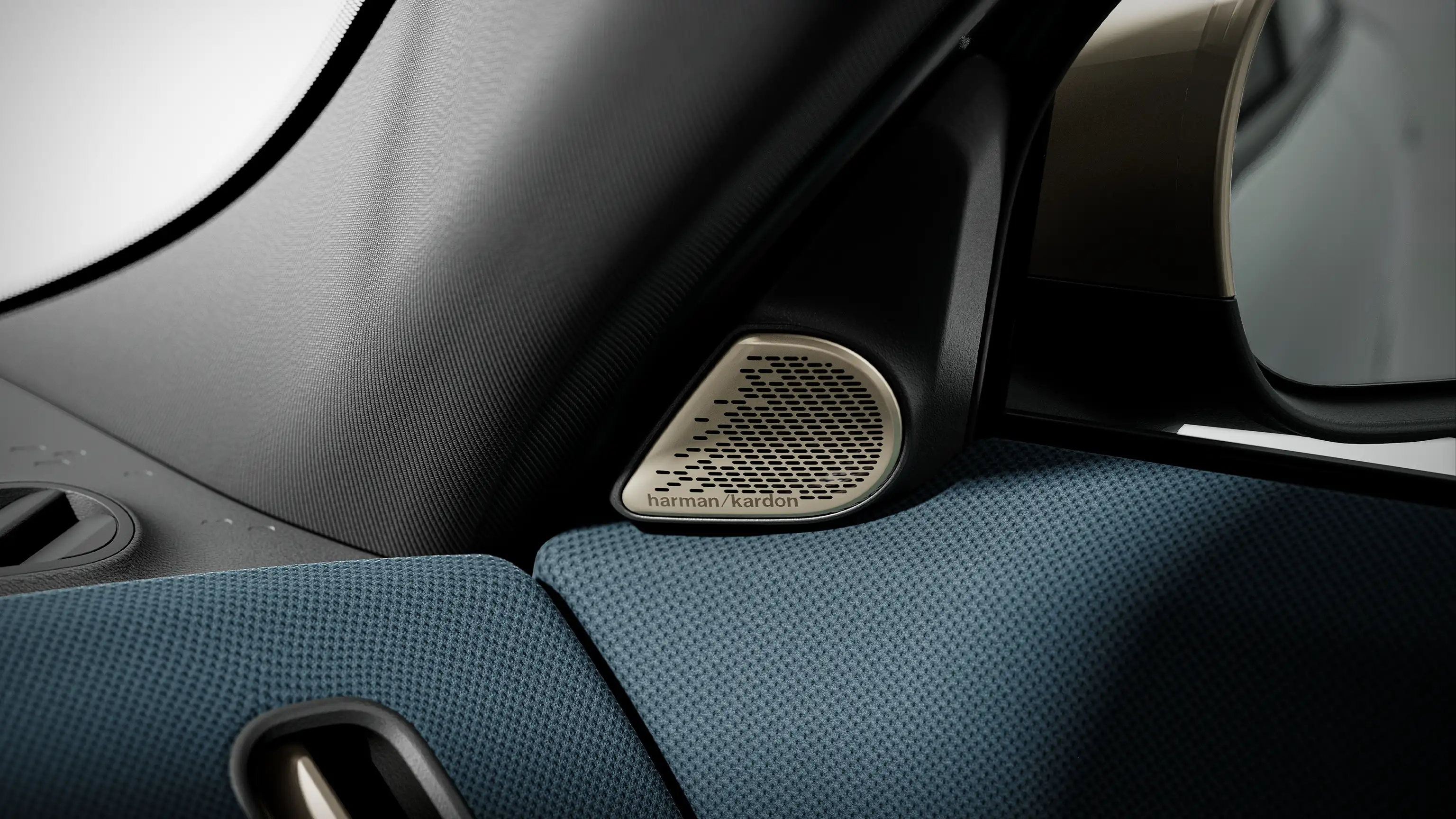 Video del sistema audio della MINI Countryman 100% elettrica