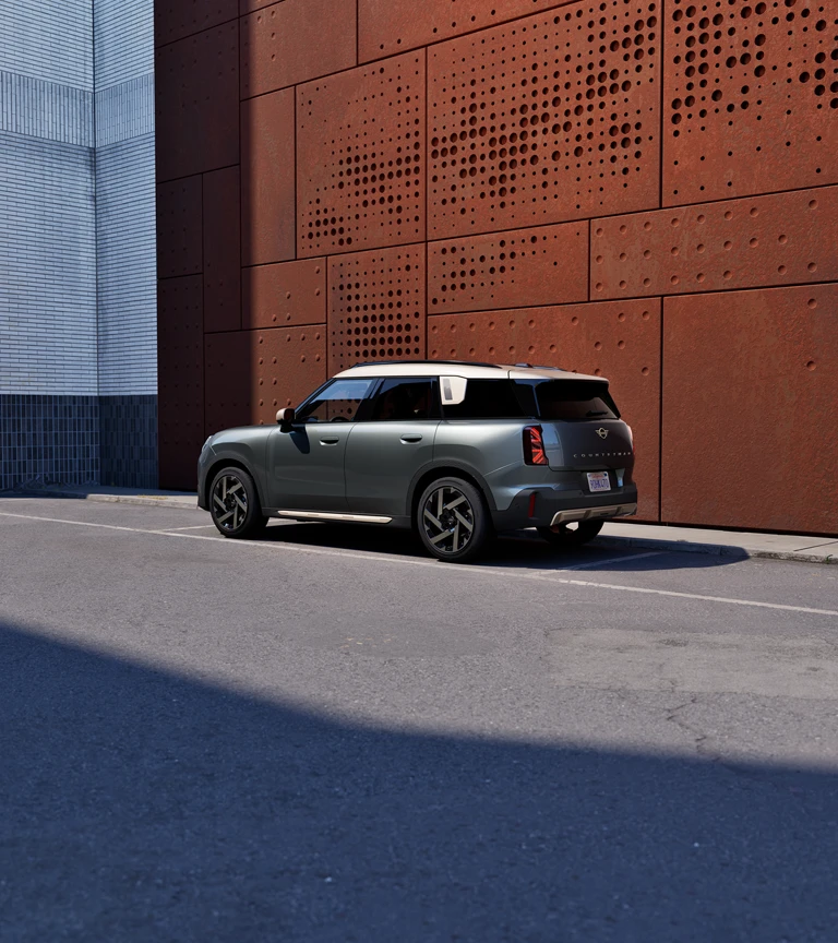 MINI Countryman - fase - vista laterale