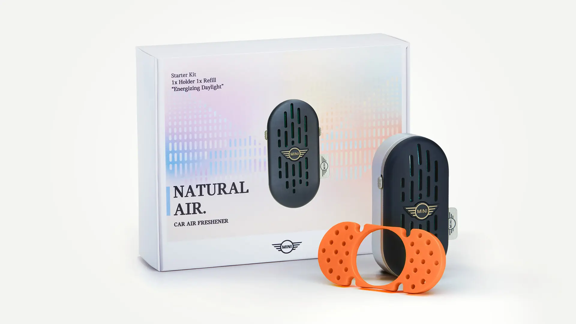 Pack shot dello Starter Kit del deodorante per auto MINI Natural Air, che include il porta-profumo e il bastoncino.