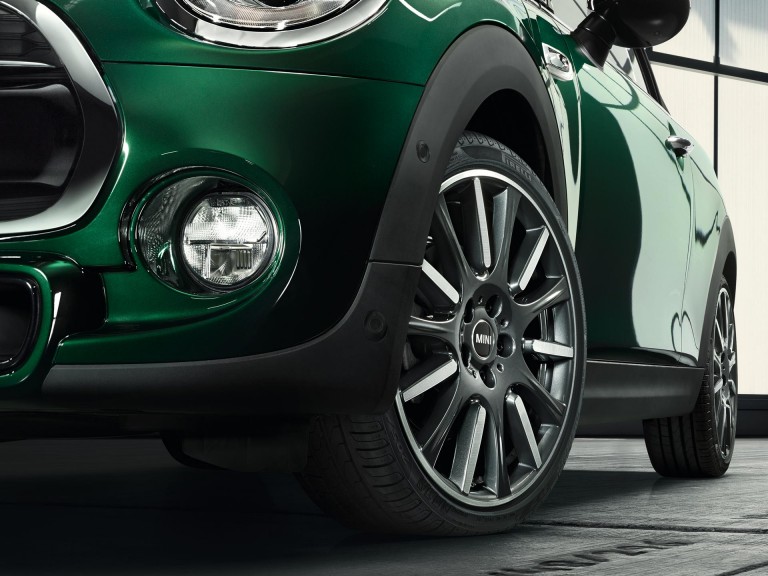MINI 3 porte – verde – cerchi e pneumatici