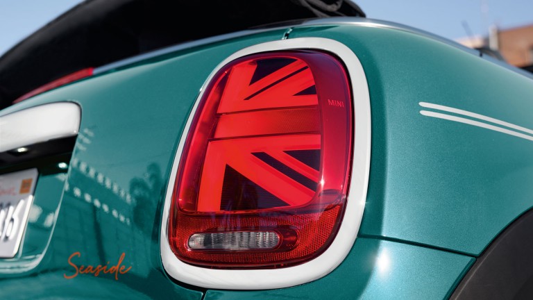 MINI Cabrio Seaside Edition – luci retrovisori