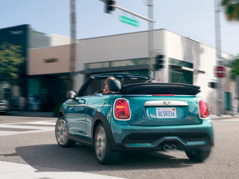 MINI Cabrio Seaside Edition - esterno - vista laterale