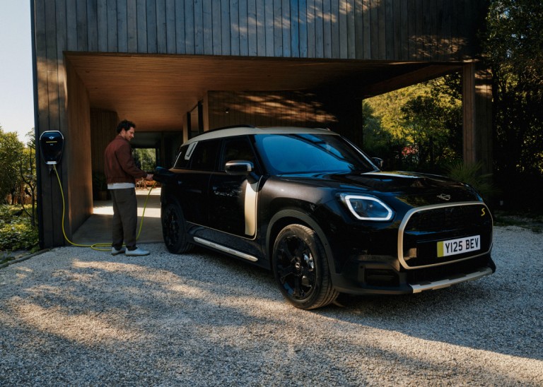 MINI Electromobility - Electric Family